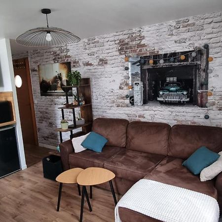 Le Studio De Simon Vernon  Exteriör bild